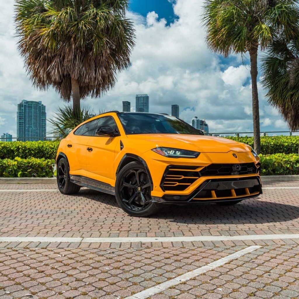  Renting a Lamborghini Urus in San Diego: Power Meets Luxury